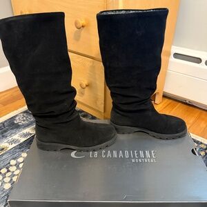 La CANADIENNE boots - black suede size 7 w/ faux fur lining